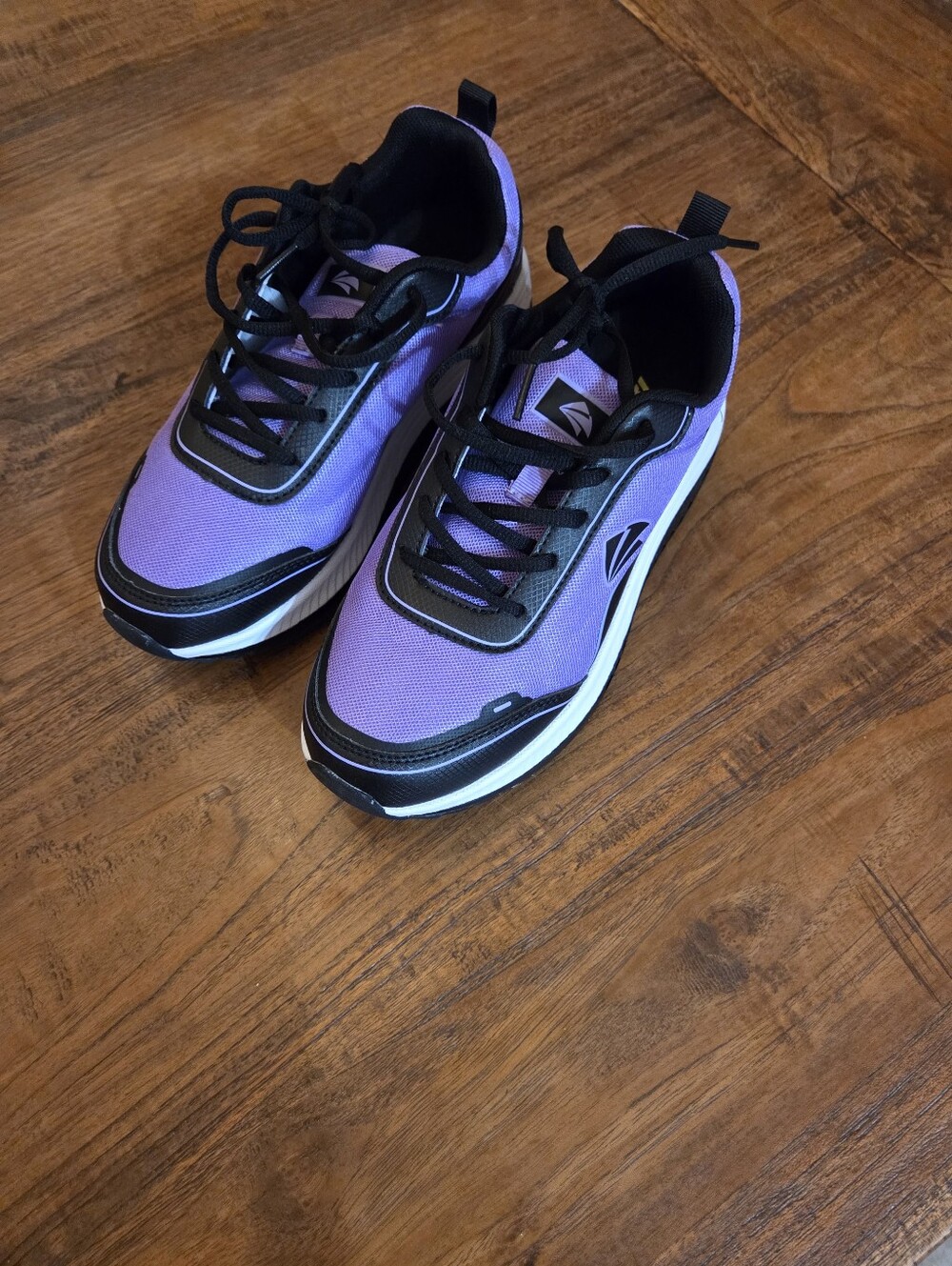 Womens IIV Walking Shoe